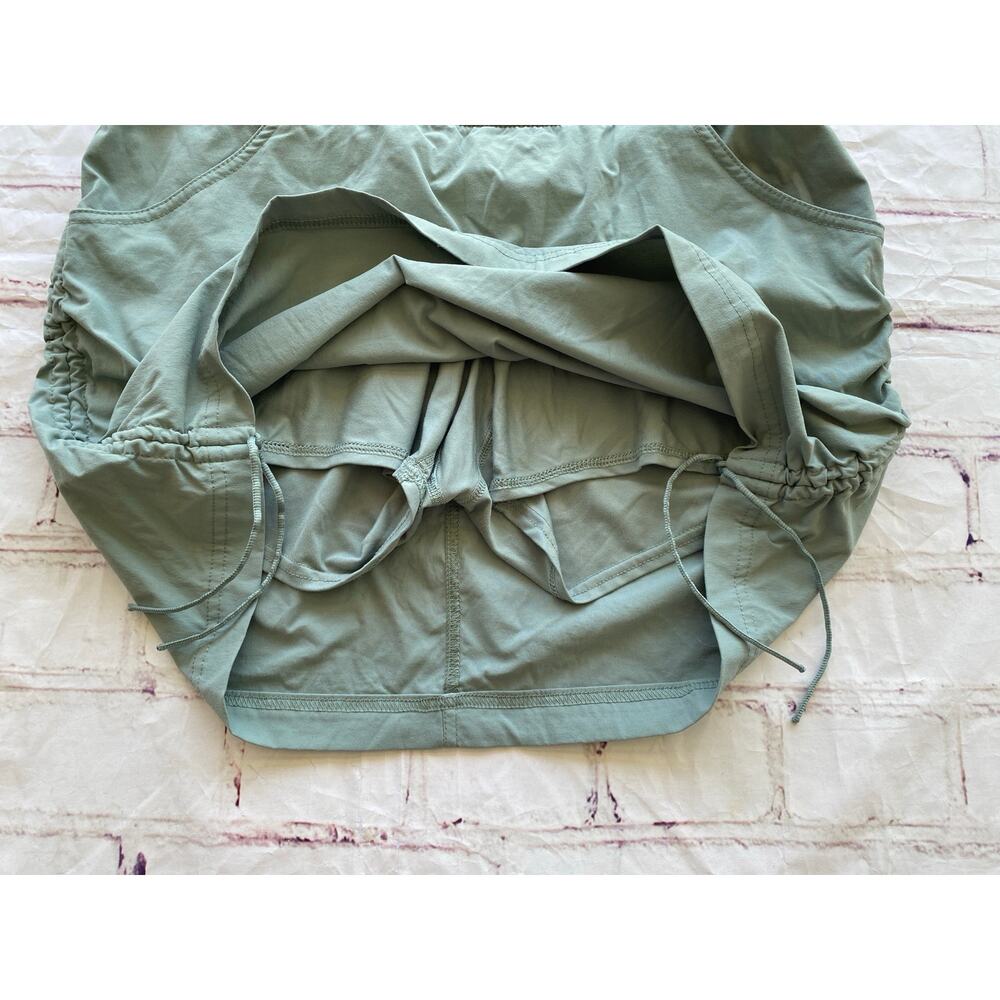 Columbia All Seasons Ruched Skort Women’s Med Sage Green Built-In Shorts Hiking - Picture 3 of 9
